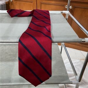 Beautiful Red & Navy stripe Brooks Brothers Tie new with tags